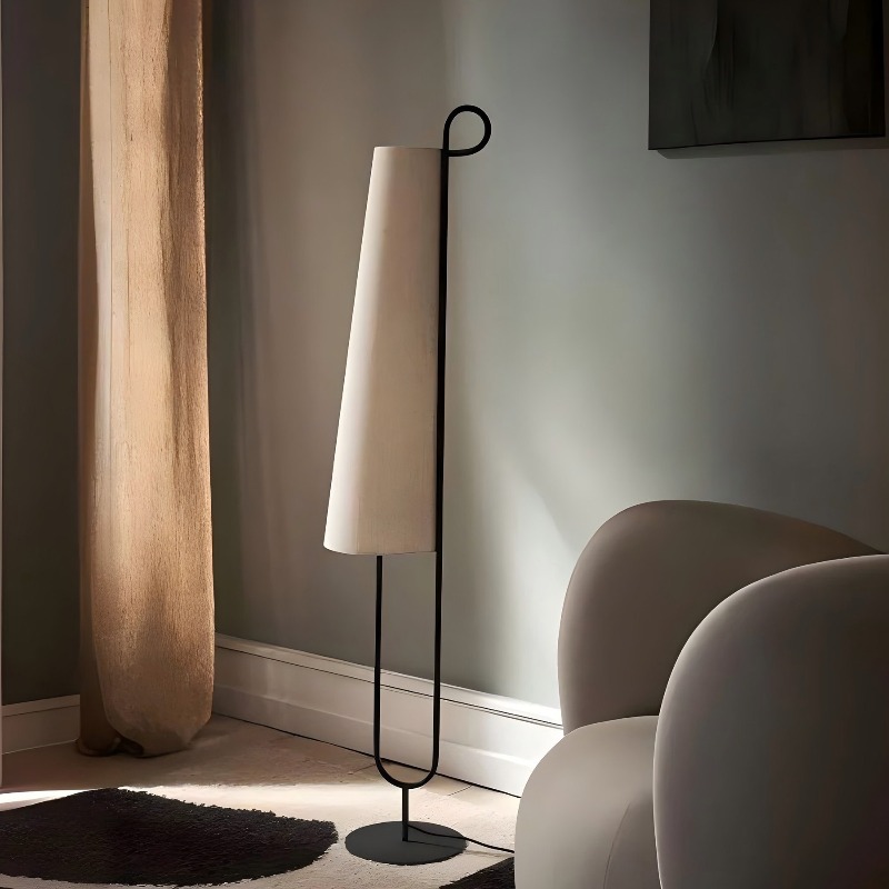 Lampada da terra in stile retr - Solar Lamp recensione e prezzo