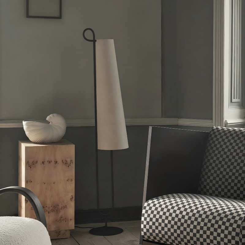 Lampada da terra in stile retr - Solar Lamp recensione e prezzo